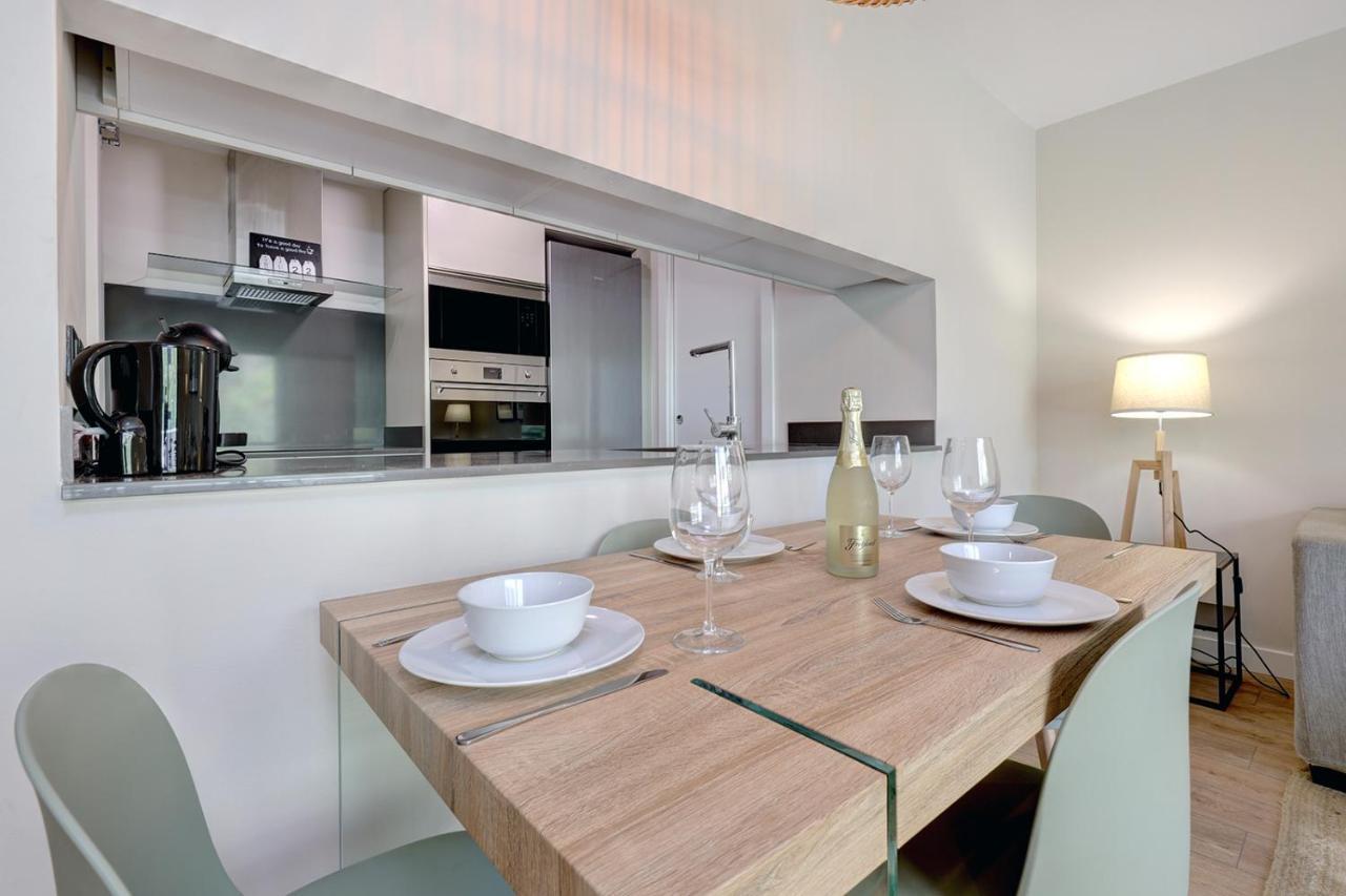 Stylish 2 Bedroom Apartment In Estepona Old Town Eksteriør billede