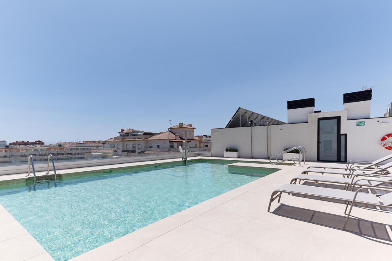 Stylish 2 Bedroom Apartment In Estepona Old Town Eksteriør billede