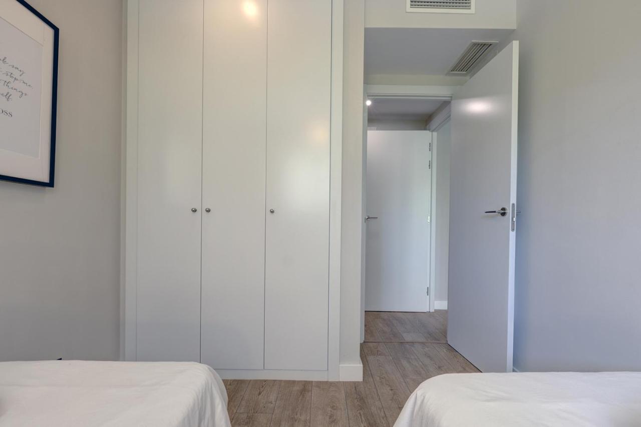 Stylish 2 Bedroom Apartment In Estepona Old Town Eksteriør billede