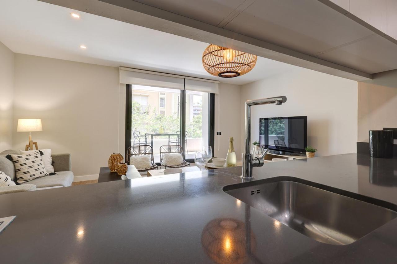 Stylish 2 Bedroom Apartment In Estepona Old Town Eksteriør billede
