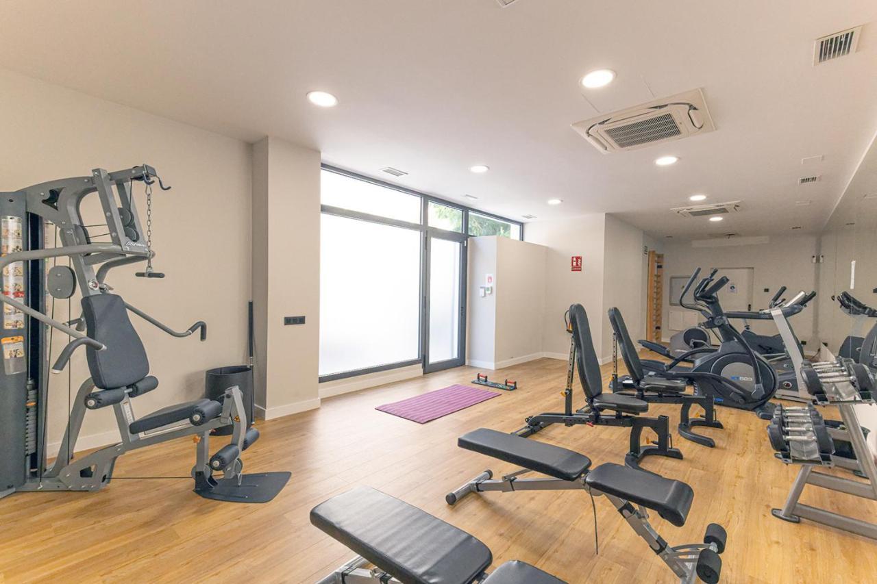 Stylish 2 Bedroom Apartment In Estepona Old Town Eksteriør billede
