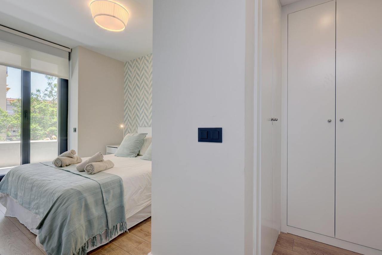Stylish 2 Bedroom Apartment In Estepona Old Town Eksteriør billede