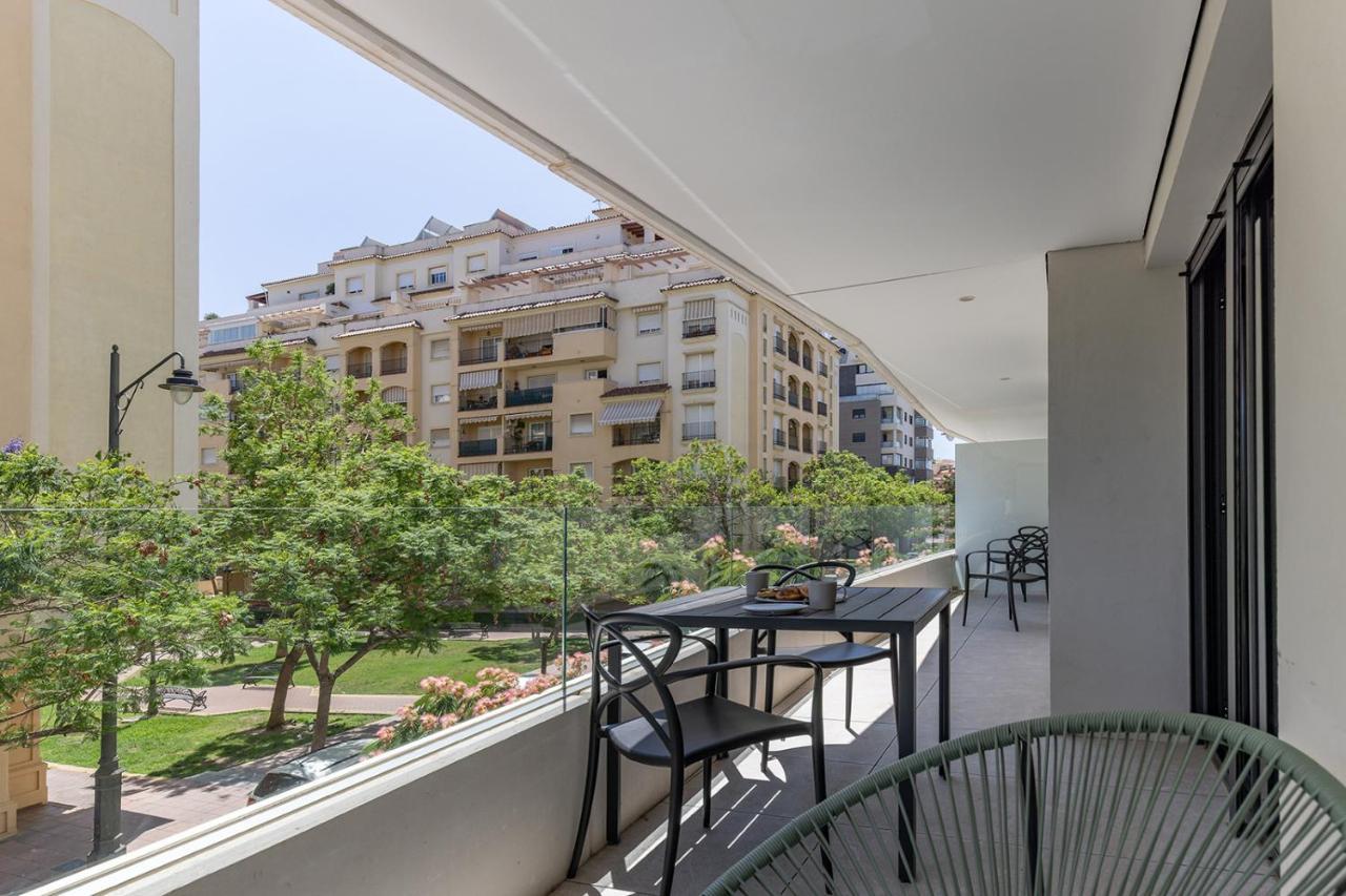 Stylish 2 Bedroom Apartment In Estepona Old Town Eksteriør billede