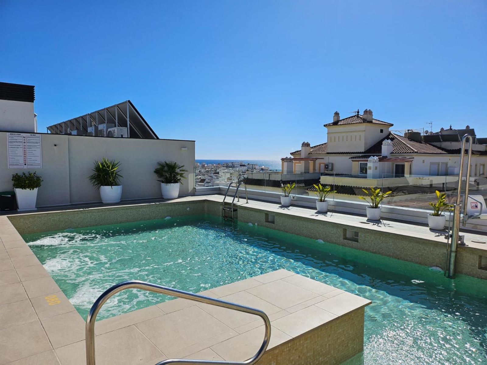 Stylish 2 Bedroom Apartment In Estepona Old Town Eksteriør billede